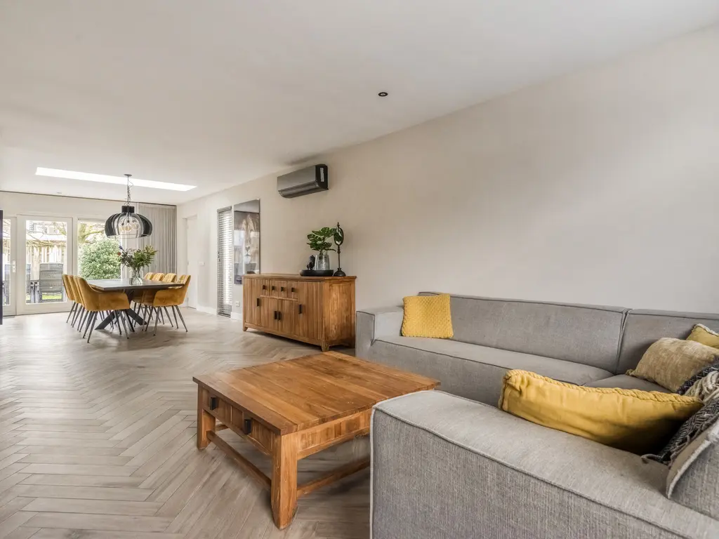 De Knolschans 11, LIEMPDE