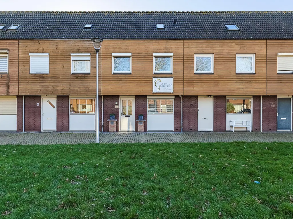 Riethovenerf 30, TILBURG