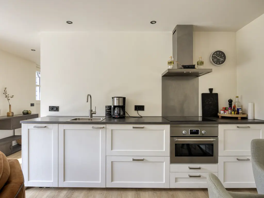 De Stille Wille 202, OOST WEST EN MIDDELBEERS