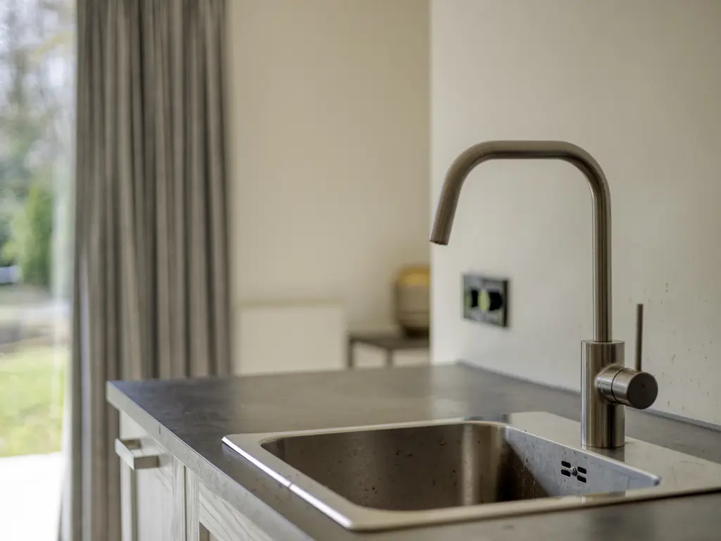 De Stille Wille 202, OOST WEST EN MIDDELBEERS