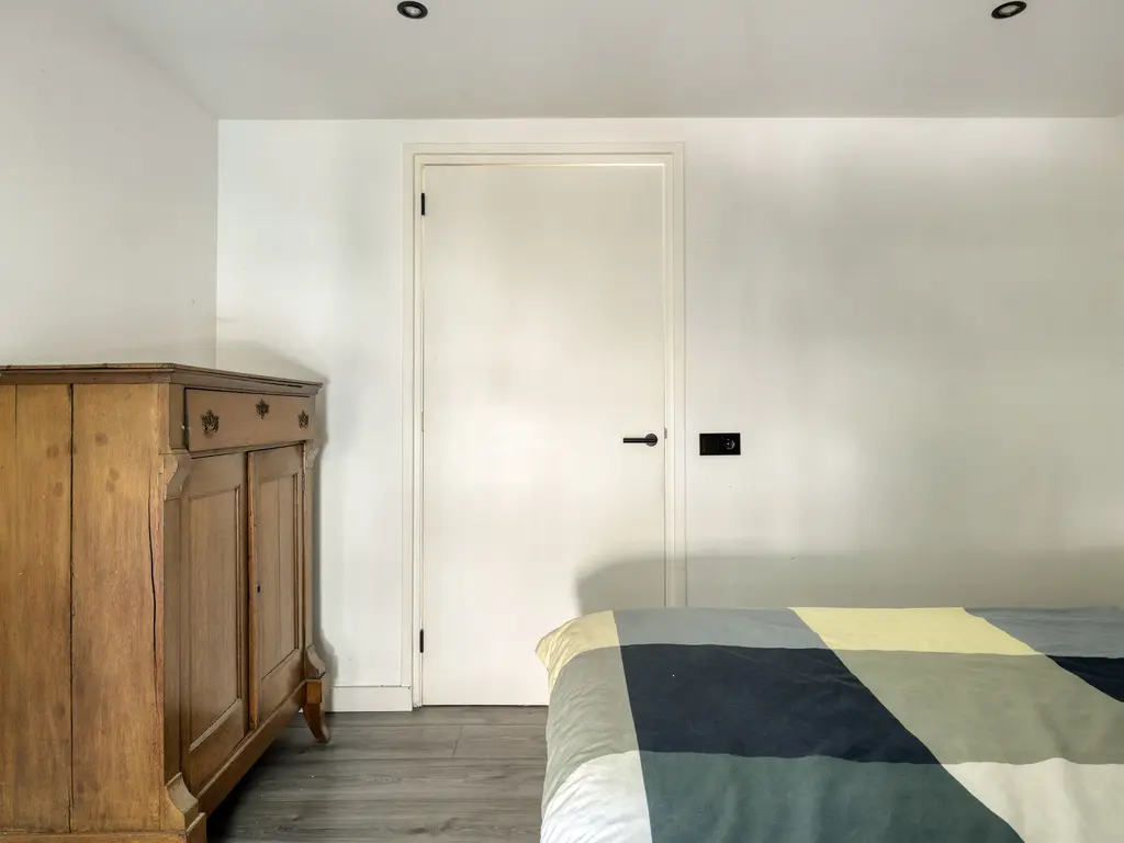 De Stille Wille 202, OOST WEST EN MIDDELBEERS