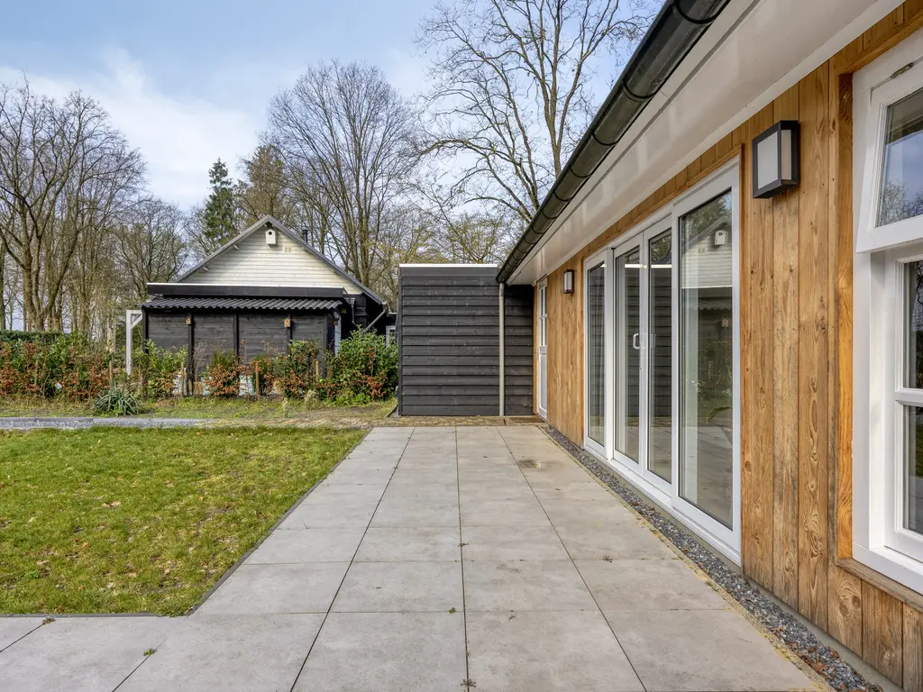 De Stille Wille 202, OOST WEST EN MIDDELBEERS