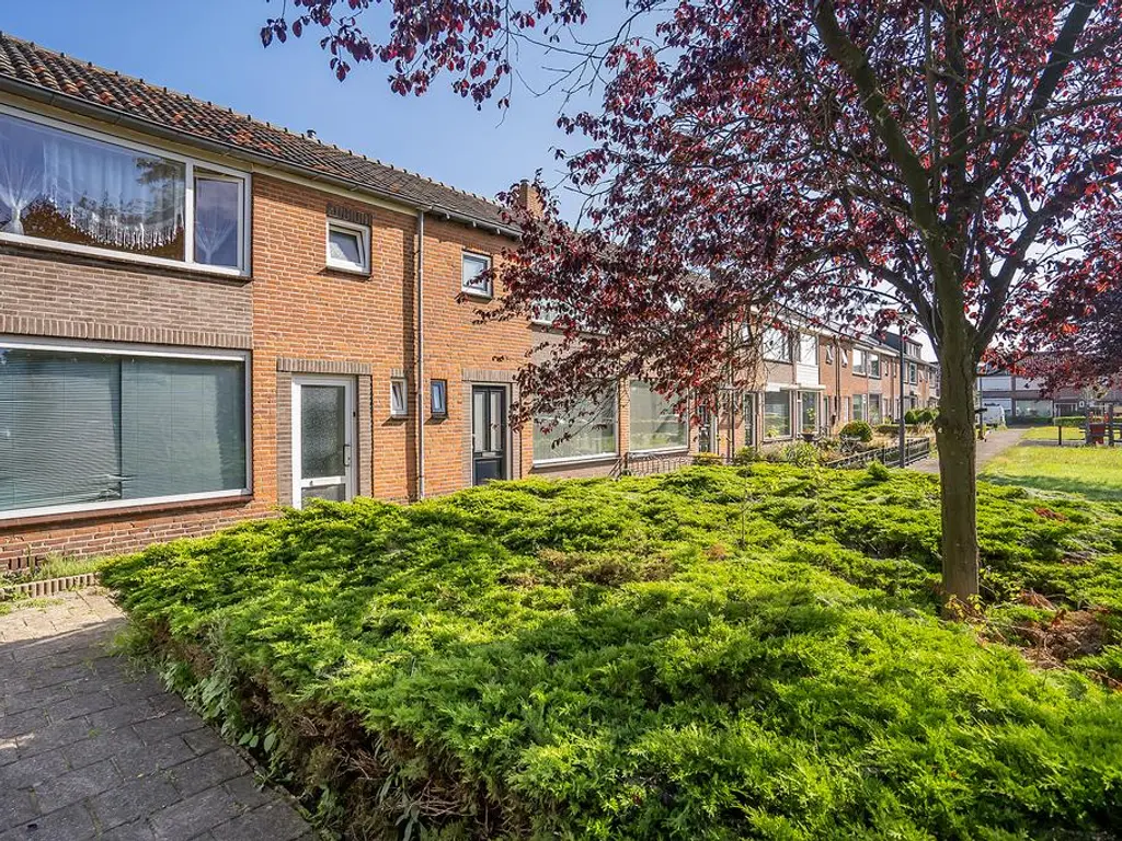 Averuitstraat 26, WAALWIJK