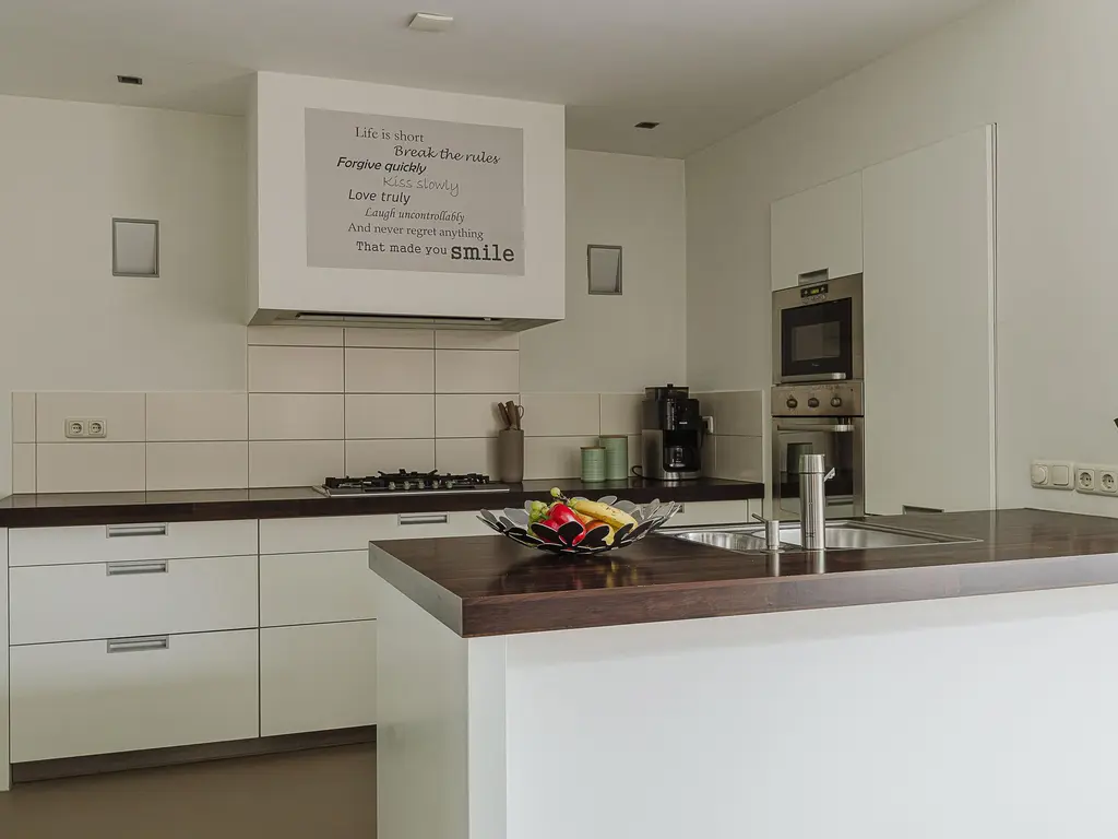 Nieuwstraat 100, GILZE