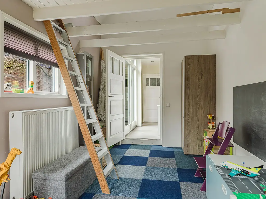 Nieuwstraat 100, GILZE