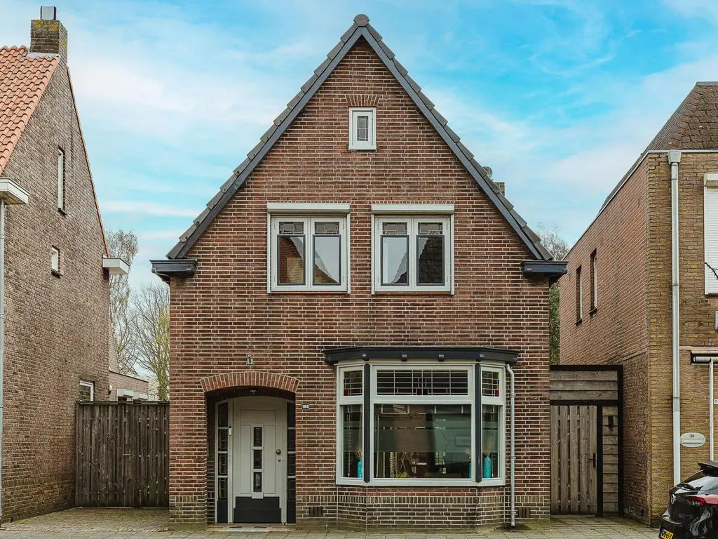 Nieuwstraat 100, GILZE