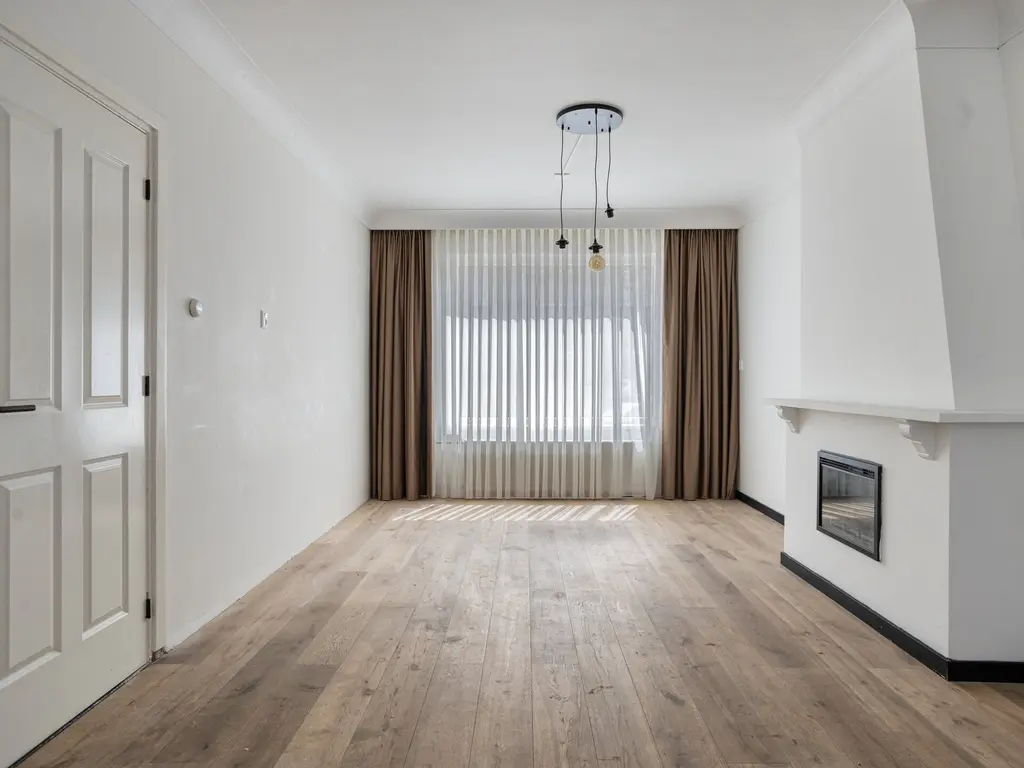Zuidoosterfront 74, 'S-HERTOGENBOSCH