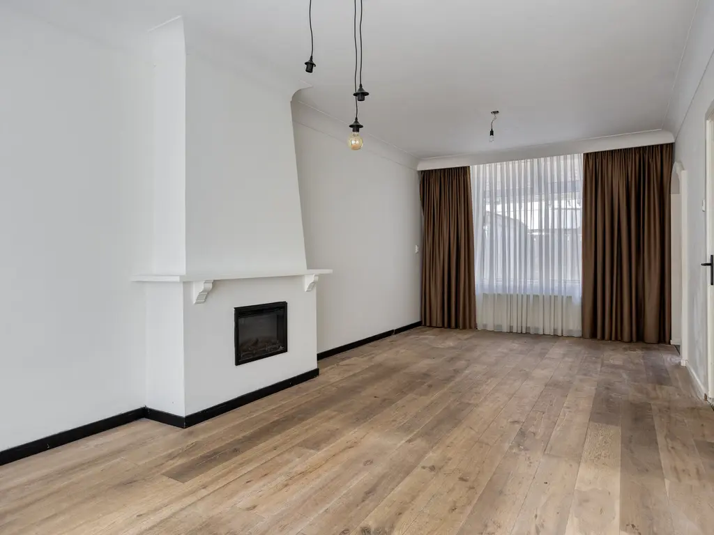 Zuidoosterfront 74, 'S-HERTOGENBOSCH
