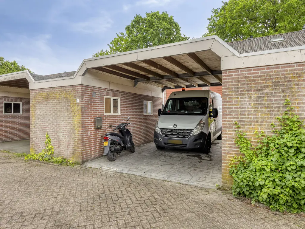 Fresiahof 8, SCHIJNDEL