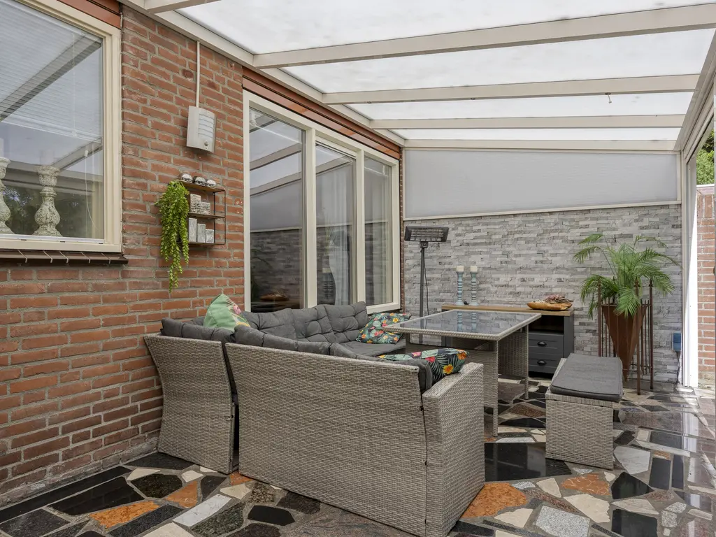 Fresiahof 8, SCHIJNDEL