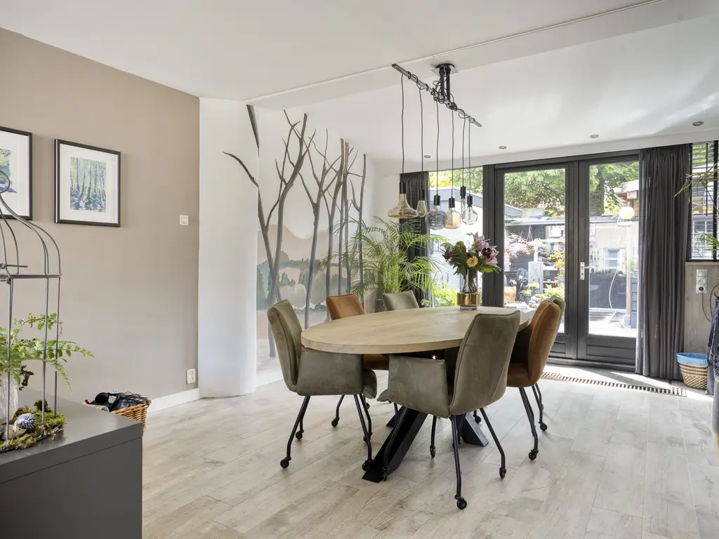 Kamperfoeliestraat 30, WAALWIJK