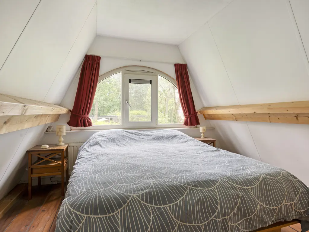 De Stille Wille 209, OOST WEST EN MIDDELBEERS