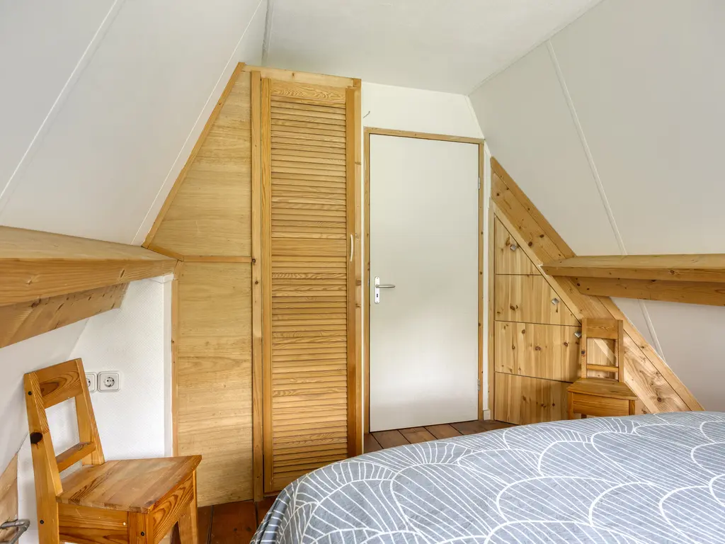 De Stille Wille 209, OOST WEST EN MIDDELBEERS