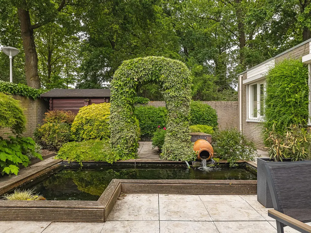 Châteaurouxhof 1, EINDHOVEN