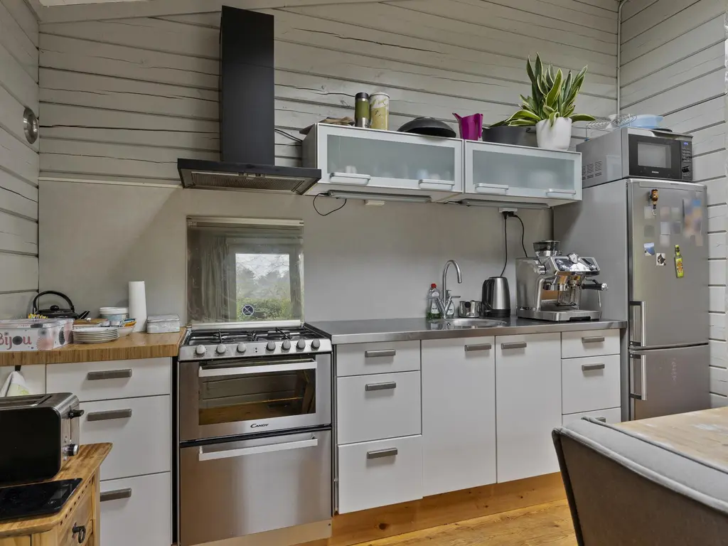 De Stille Wille 275, OOST WEST EN MIDDELBEERS