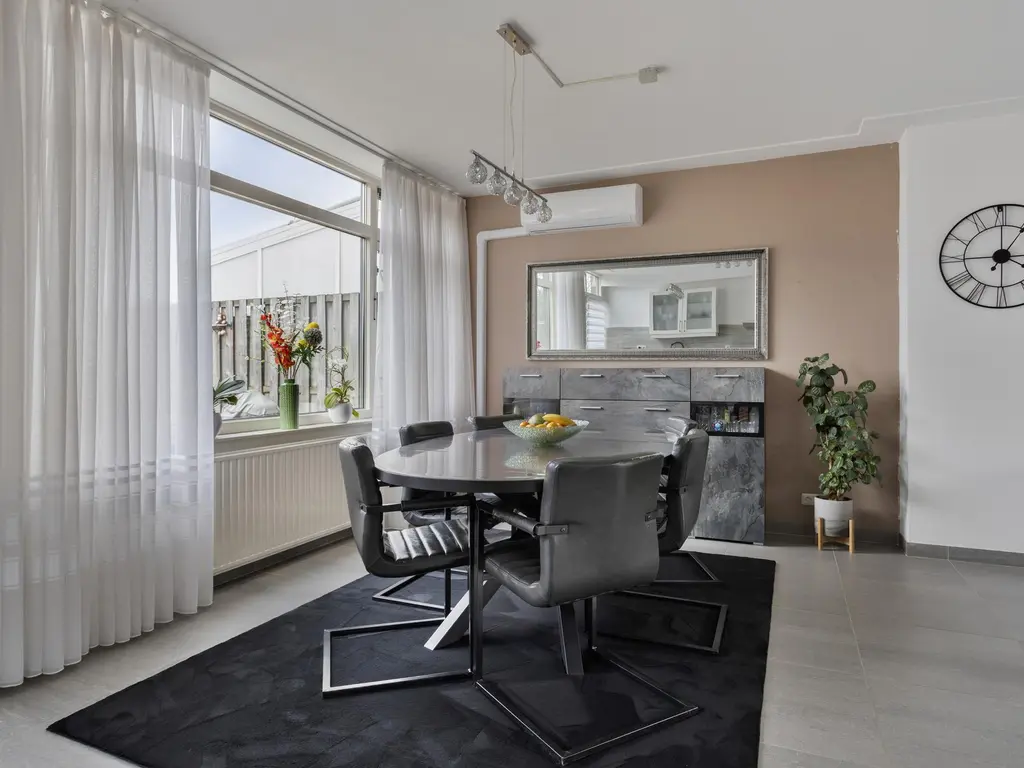 Van Breestraat 45, TILBURG