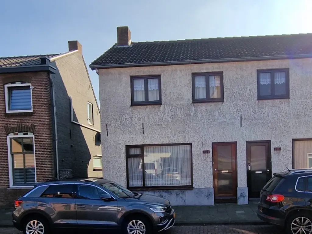 Hoofdstraat 114, KAATSHEUVEL