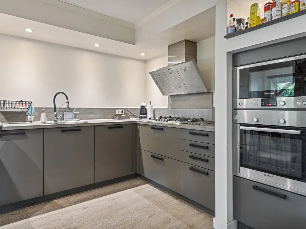 De Stille Wille 26, OOST WEST EN MIDDELBEERS