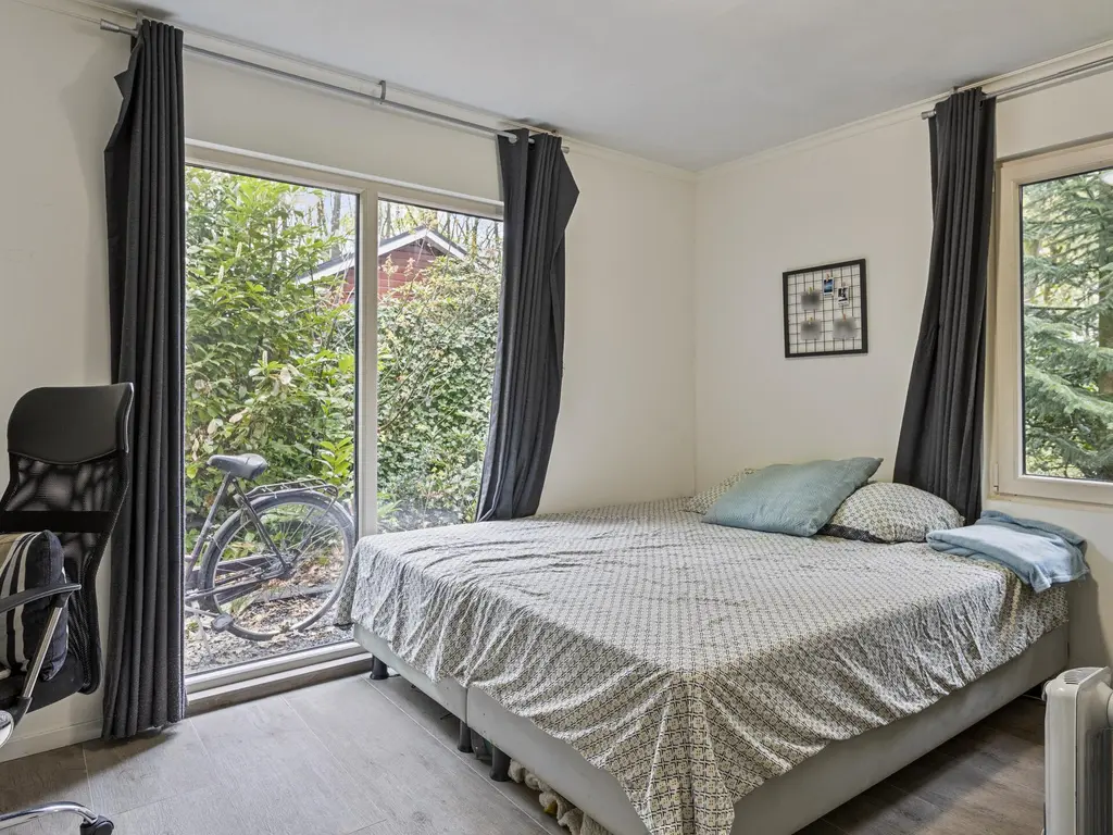 De Stille Wille 26, OOST WEST EN MIDDELBEERS