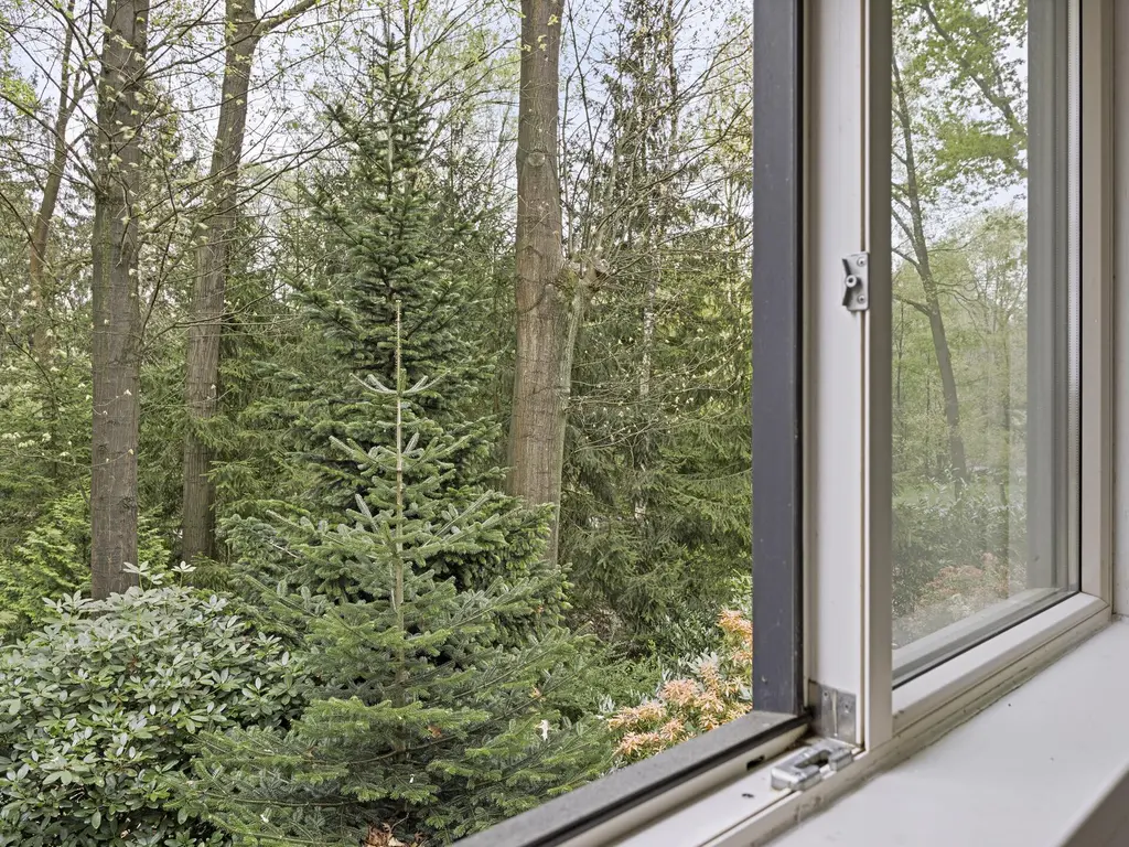 De Stille Wille 26, OOST WEST EN MIDDELBEERS