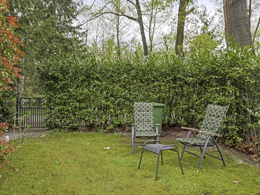 De Stille Wille 26, OOST WEST EN MIDDELBEERS