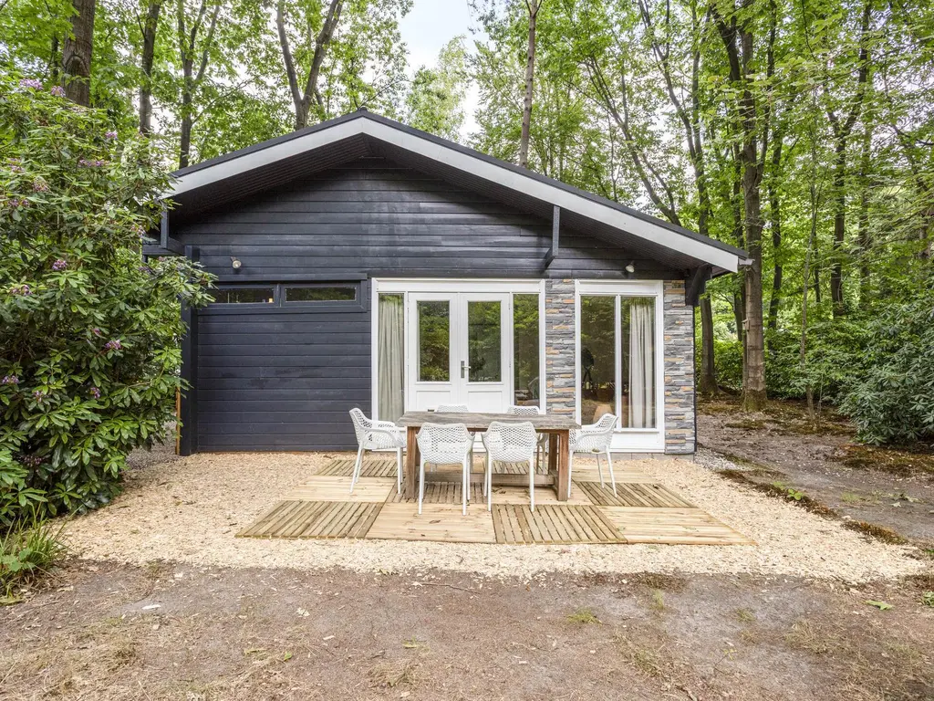 De Stille Wille 49, OOST WEST EN MIDDELBEERS