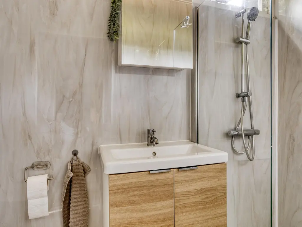 De Stille Wille 49, OOST WEST EN MIDDELBEERS