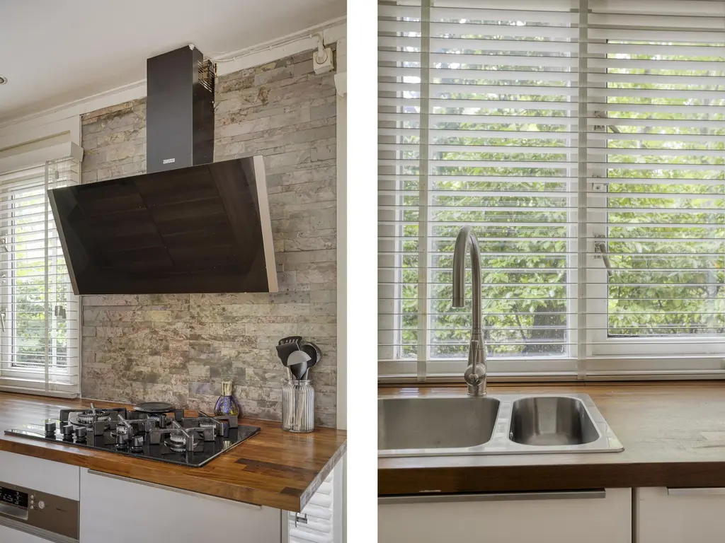 De Stille Wille 49, OOST WEST EN MIDDELBEERS