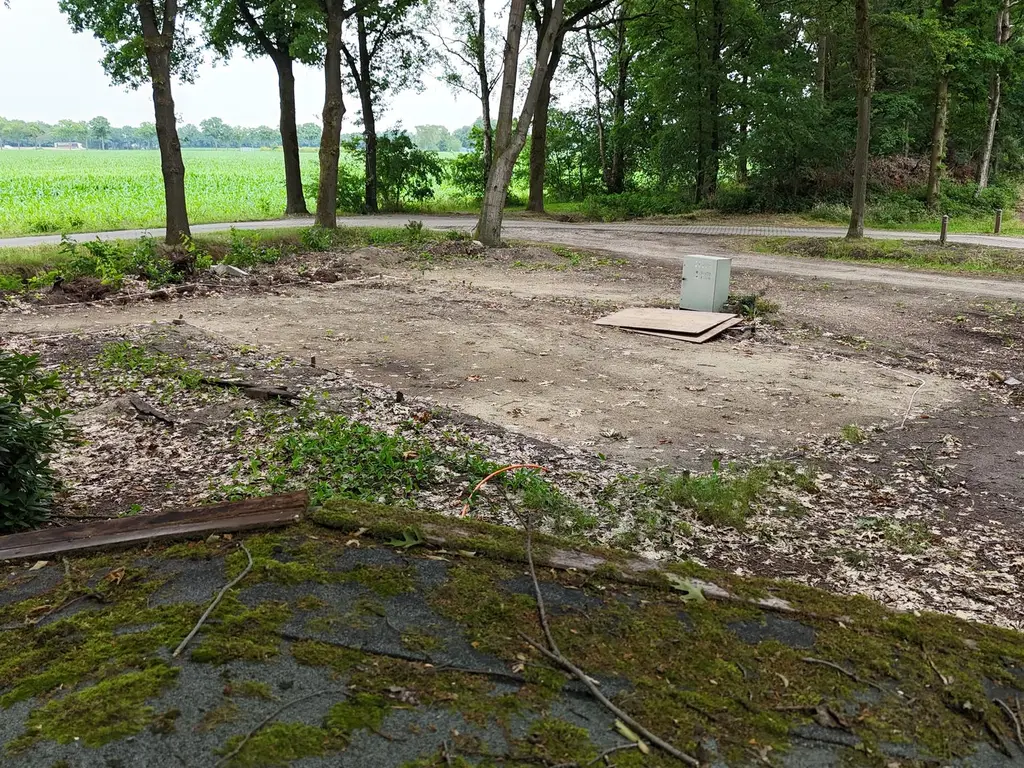 De Stille Wille 24, OOST WEST EN MIDDELBEERS