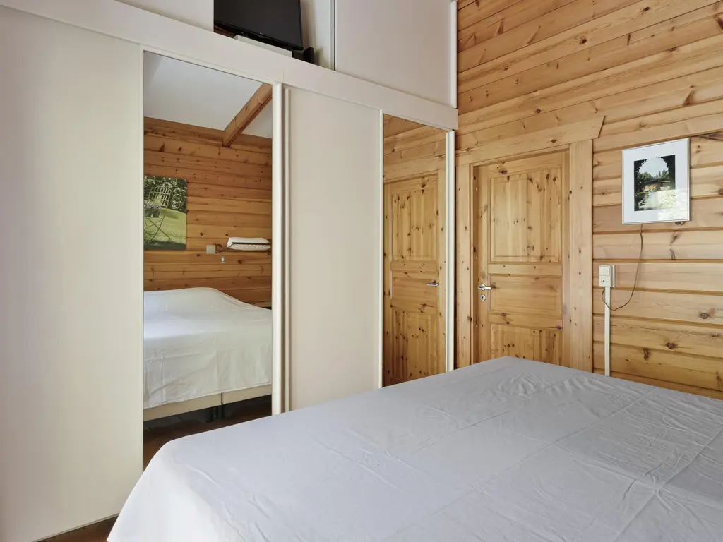 De Stille Wille 317, OOST WEST EN MIDDELBEERS