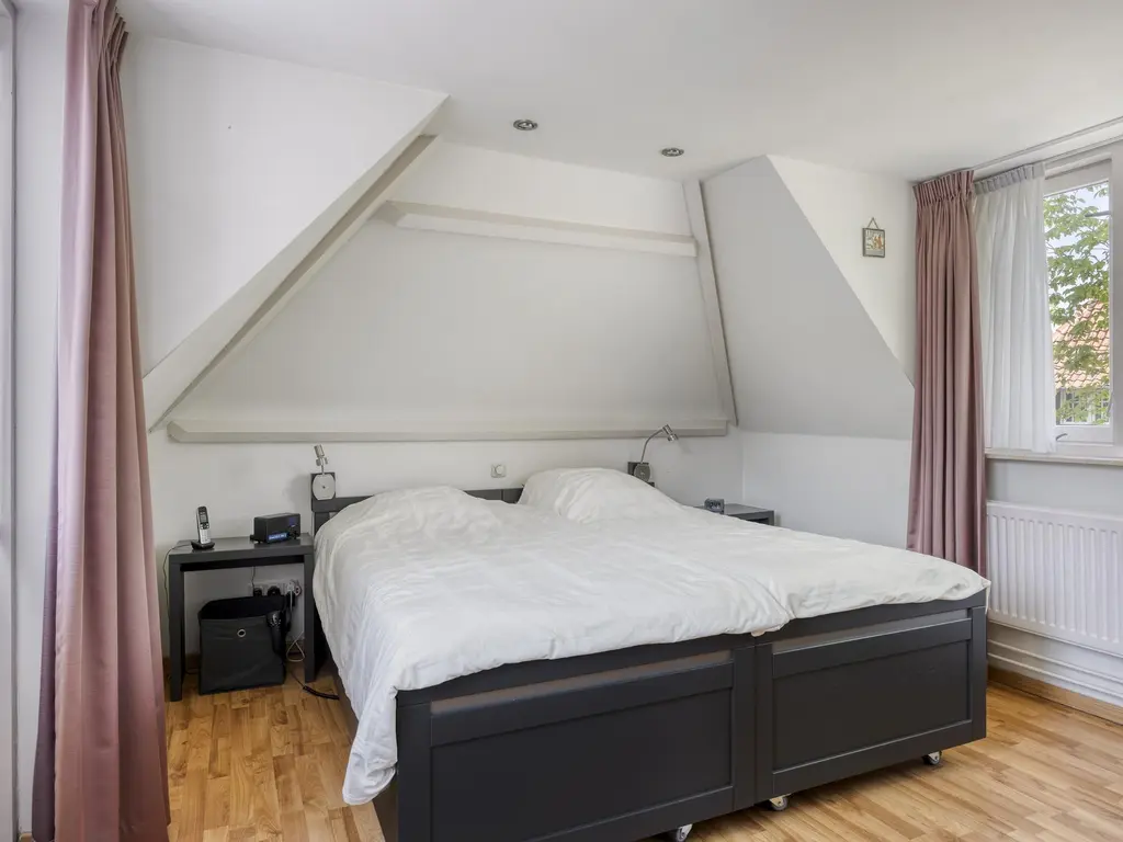 Floris V-laan 27, WAALWIJK