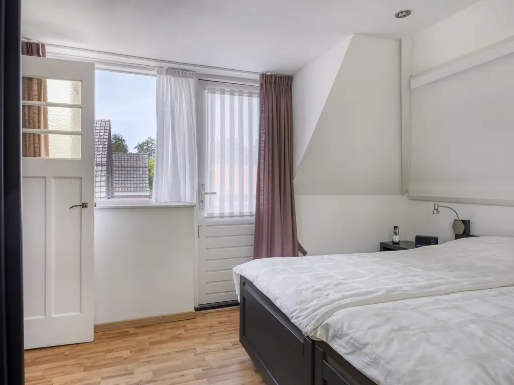 Floris V-laan 27, WAALWIJK