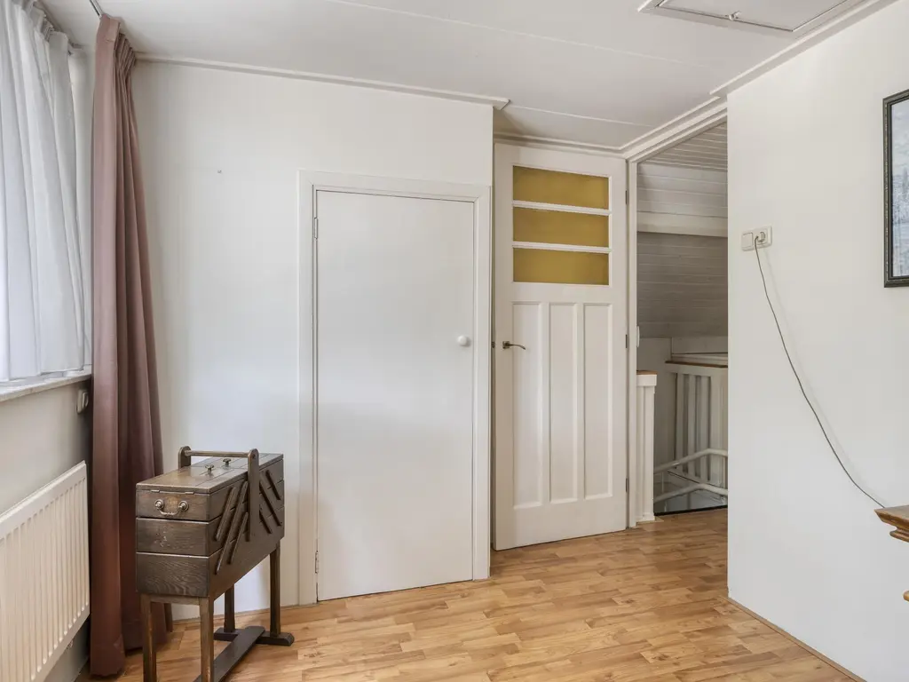 Floris V-laan 27, WAALWIJK