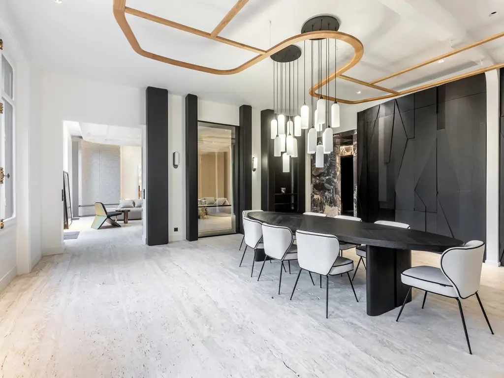 55 Av. Foch , PARIJS