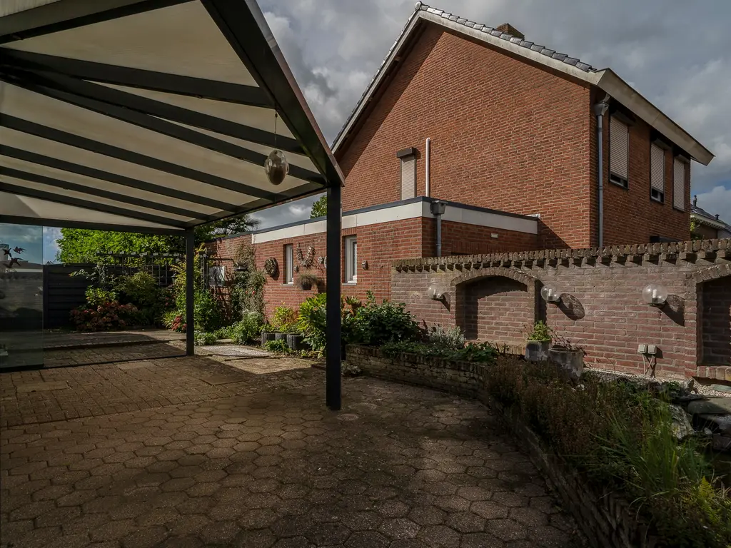 Gouverneur Houbenstraat 40, Stevensweert