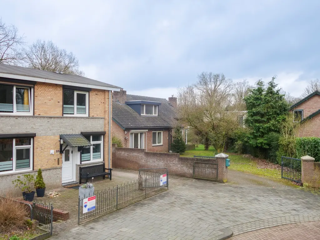Sint Camillusstraat 25, Roermond