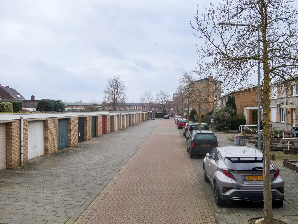 Sint Camillusstraat 25, Roermond