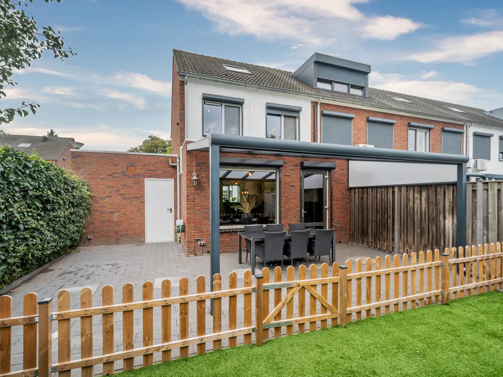 Schoolpad 50, Roermond