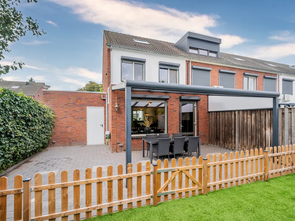 Schoolpad 50, Roermond