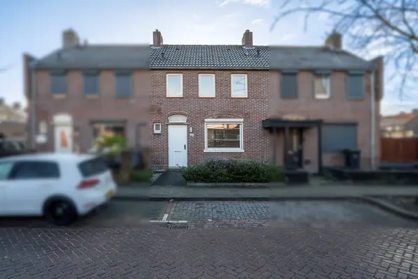 Monseigneur Evertsstraat 30