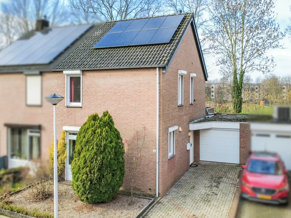 Maria van Bourgondiëstraat 16, Sittard