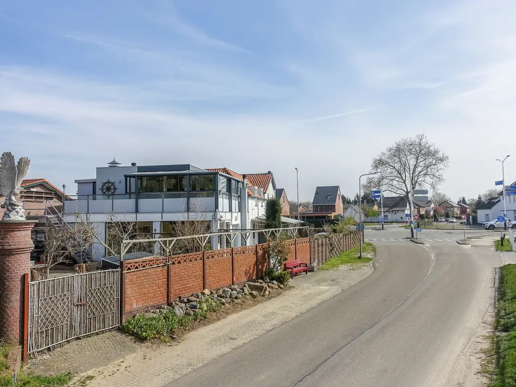 Rijksweg Zuid 78, Echt