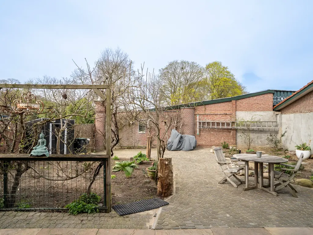 Rijksweg Zuid 78, Echt