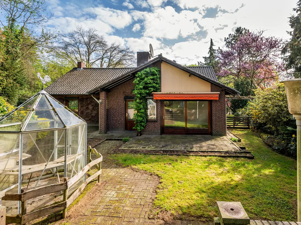 Roermondseweg 82, Haelen