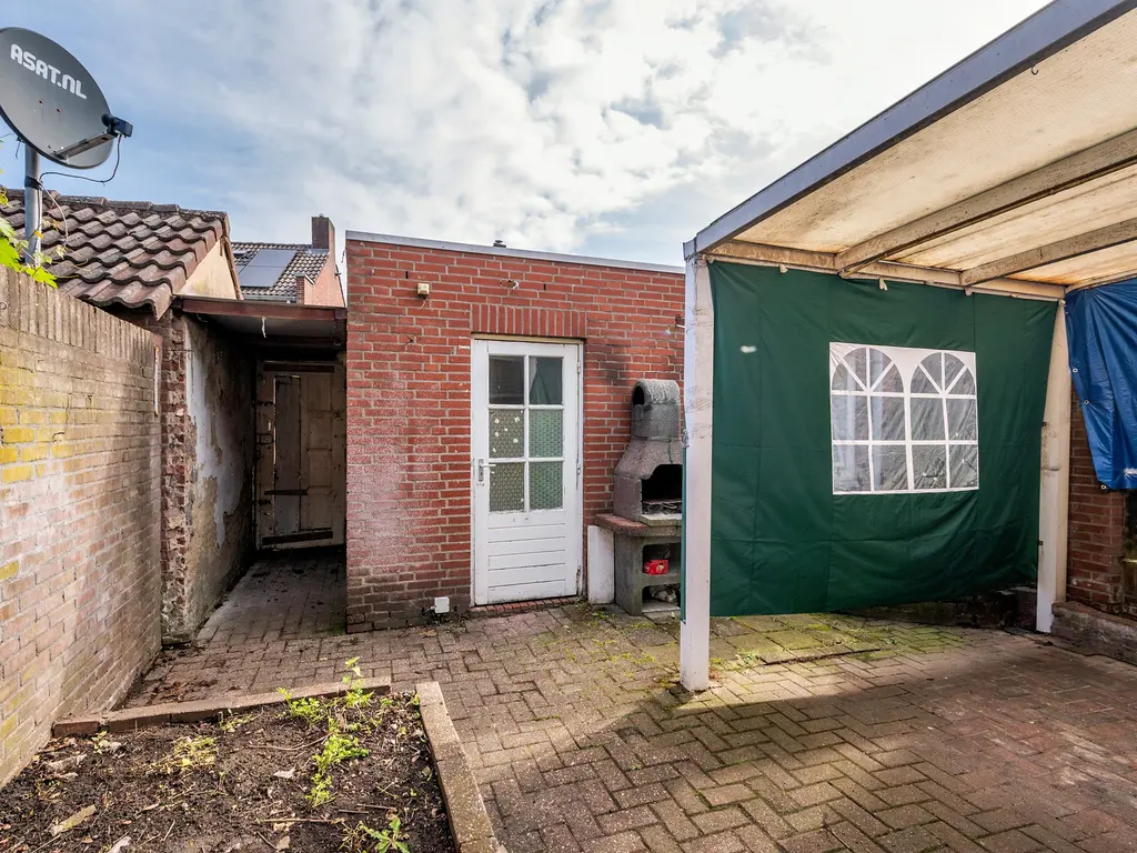 Koningin Regentesselaan 135, Roermond