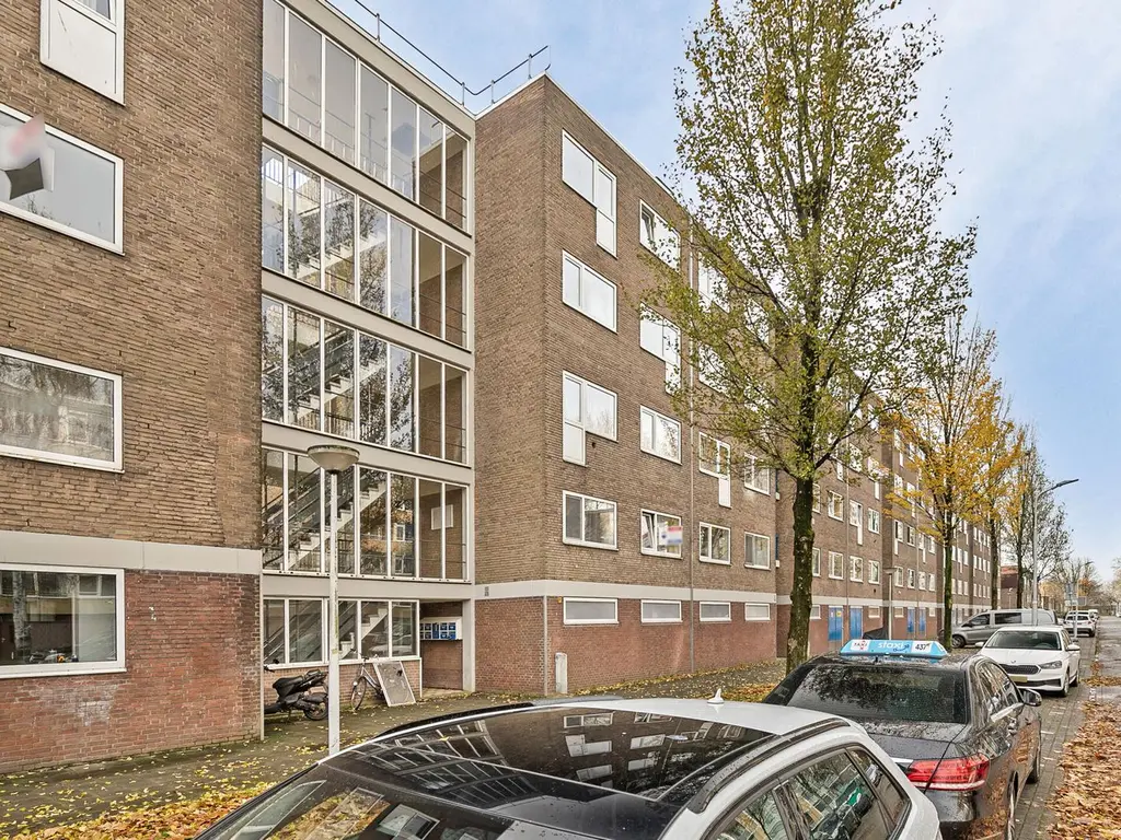 Linnaeusstraat 230, Zaandam