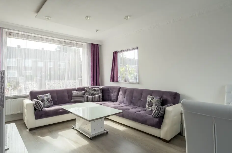 Walraven van Hallstraat 11