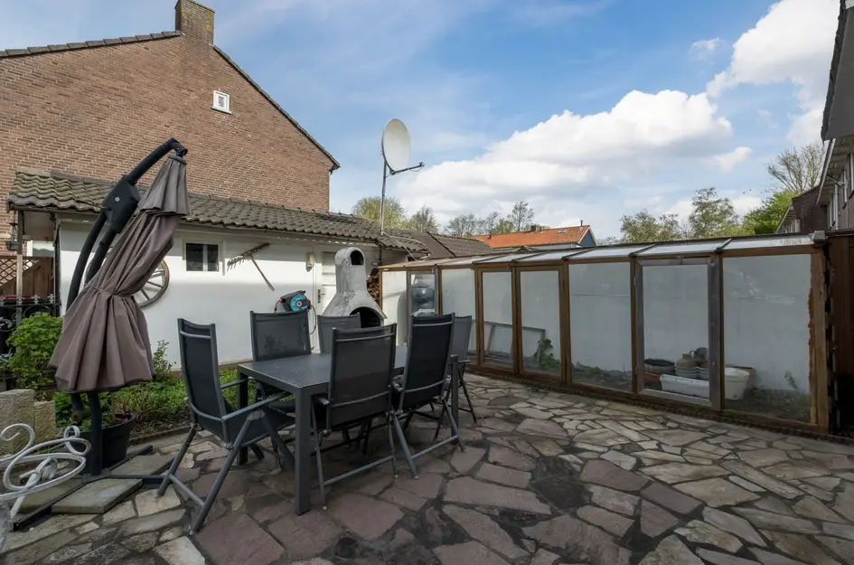 Walraven van Hallstraat 11