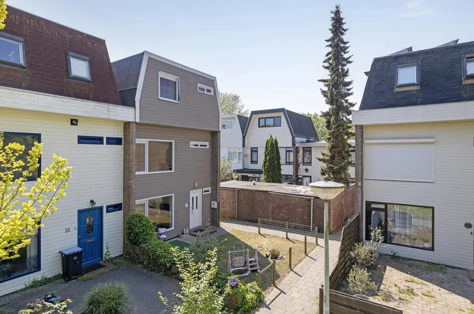 Hoefbladweg 15
