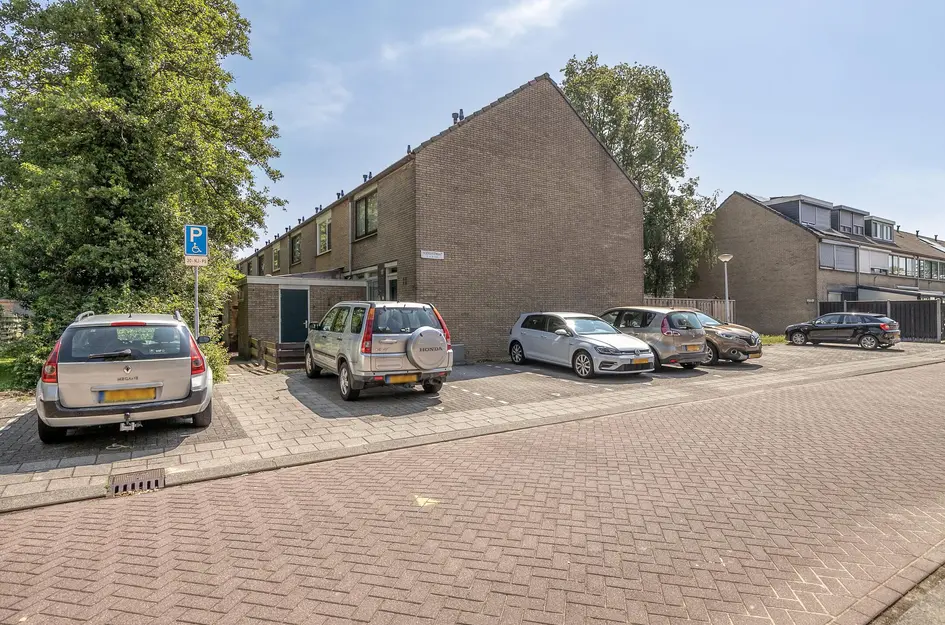 Hoekerstraat 10
